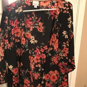 Large floral Shirley